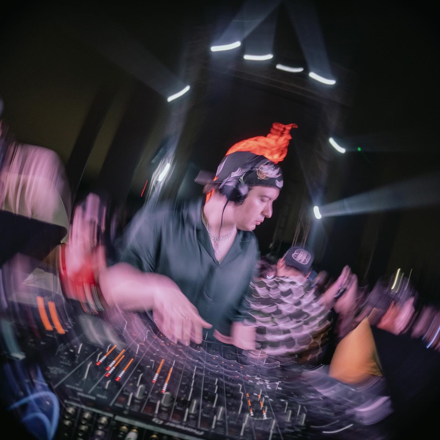 Cristhian Balcazar mixing during a club set